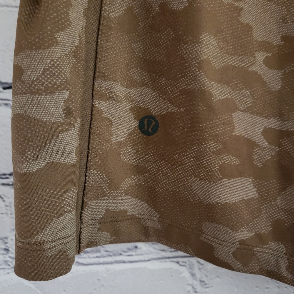 Lululemon Short - Picture 3 of 5